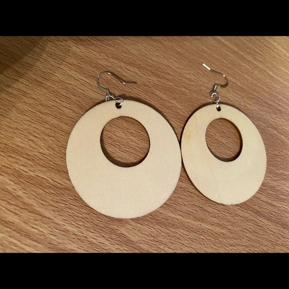 Wood Burned Earrings - Picture 6 of 7